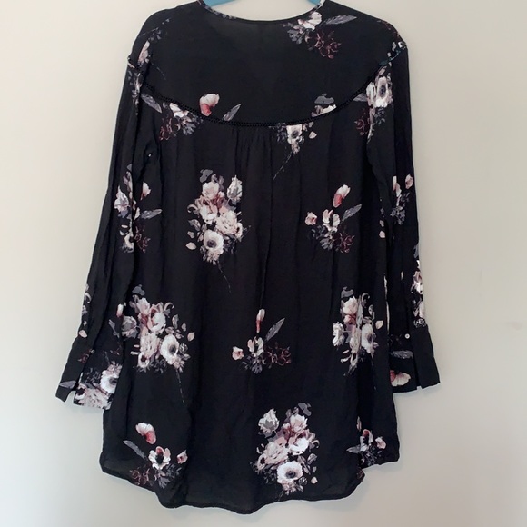 Gentle Fawn Floral Tunic- M - Picture 4 of 4
